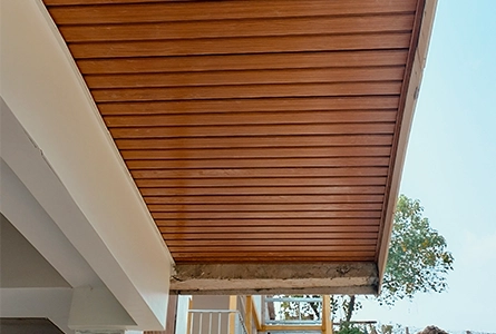 Anil-Thampi-Framhouse-Alibaug-Louvers-Oak-wood-Ocre-14